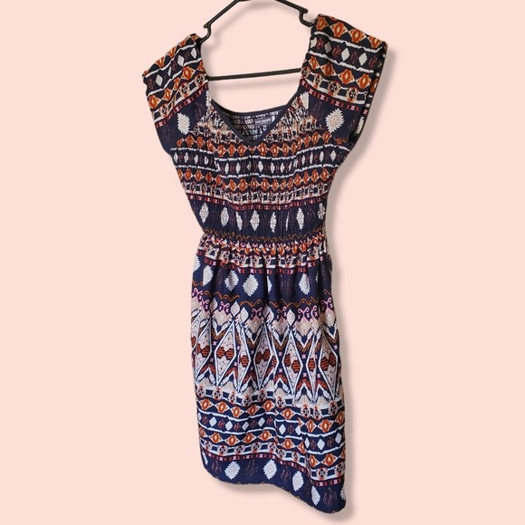 Earthbound Trading co Ruched Short Sleeve Tunic Dress Small - Picture 2 of 4